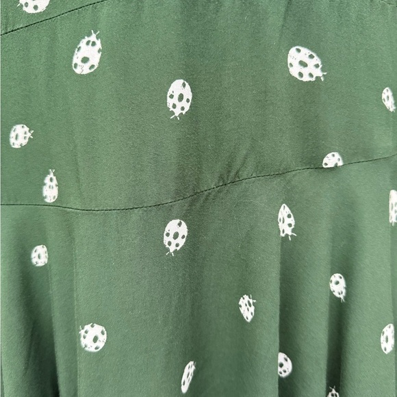 Anthropologie 11.1 TYLHO Green Ladybug Print Button Front Tunic - Small - Picture 7 of 8